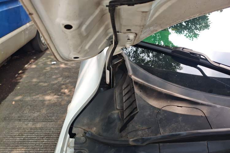 Used Honda Vezel 2020 1.5L CVT Pioneer Edition Engine Bay Right
