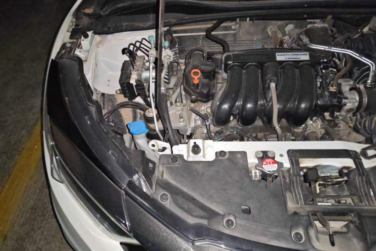 Used Honda Vezel 2020 1.5L CVT Pioneer Edition Engine Bay Right