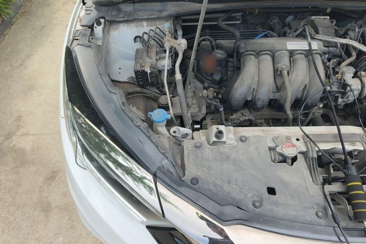 Used Honda Vezel 2020 1.5L CVT Pioneer Edition Engine Bay Right