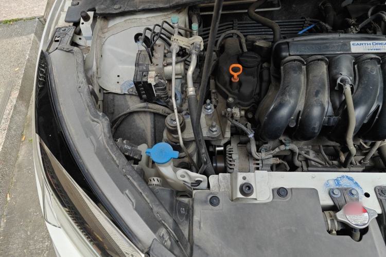 Used Honda Vezel 2020 1.5L CVT Elite Edition Engine Bay Right