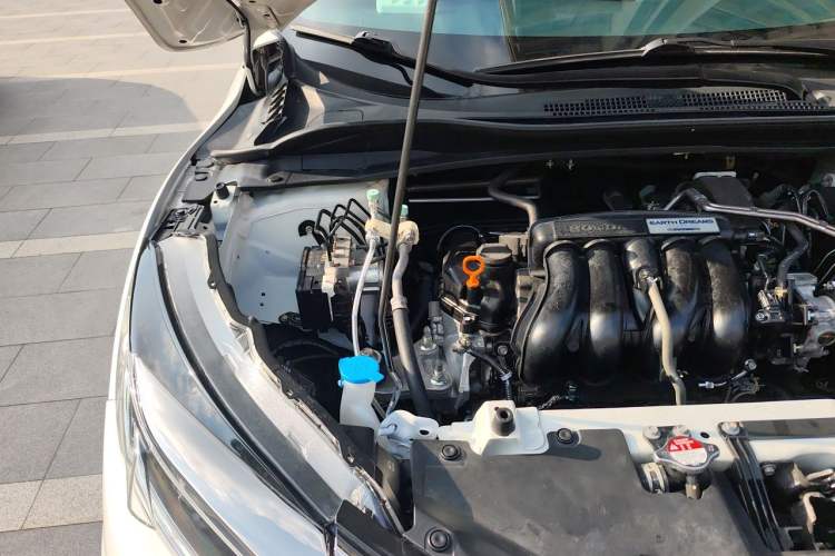 Used Honda Vezel 2020 1.5L CVT Pioneer Edition Engine Bay Right