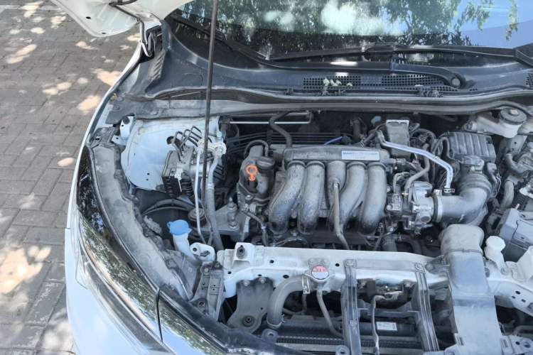 Used Honda Vezel 2020 1.5L CVT Pioneer Edition Engine Bay Right