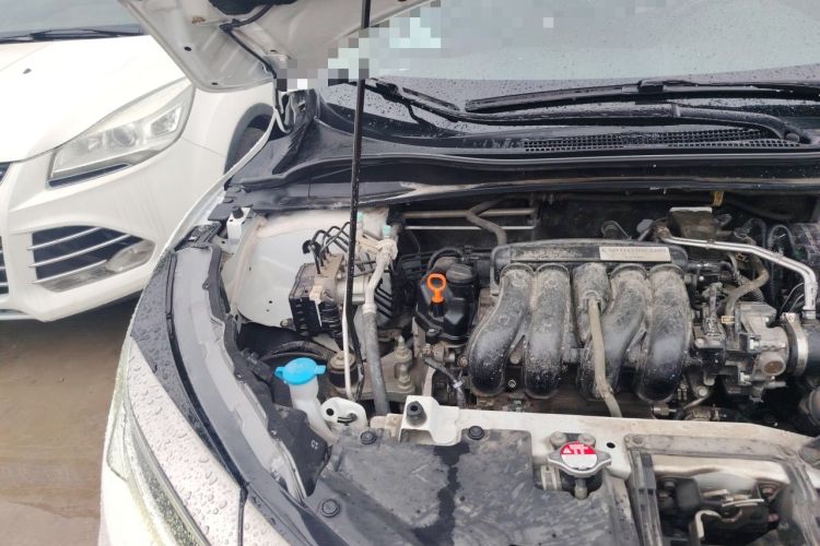 Used Honda Vezel 2020 1.5L CVT Elite Edition Engine Bay Right