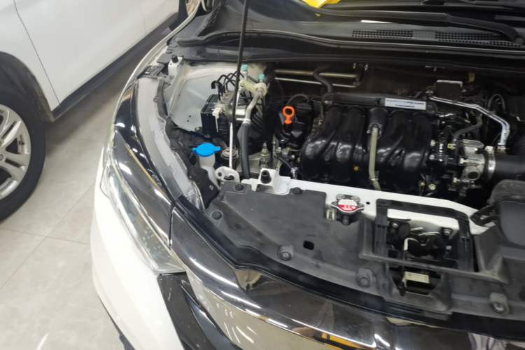 Used Honda Vezel 2020 1.5L CVT Pioneer Edition Engine Bay Right