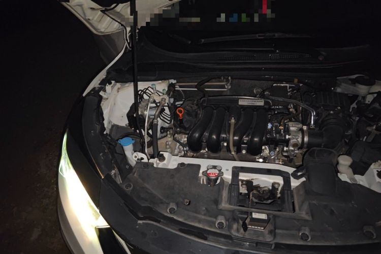Used Honda Vezel 2020 1.5L CVT Elite Edition Engine Bay Right