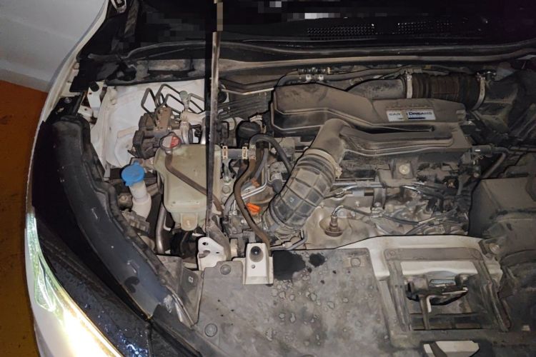 Used Honda Vezel 2020 220 TURBO CVT Elite Edition Engine Bay Right