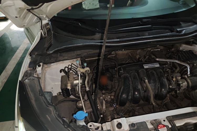 Used Honda Vezel 2020 1.5L CVT Luxury Edition Engine Bay Right