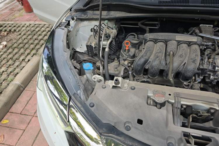 Used Honda Vezel 2020 1.5L CVT Pioneer Edition Engine Bay Right