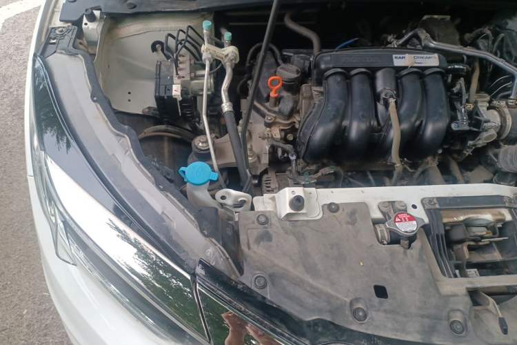 Used Honda Vezel 2020 1.5L CVT Pioneer Edition Engine Bay Right