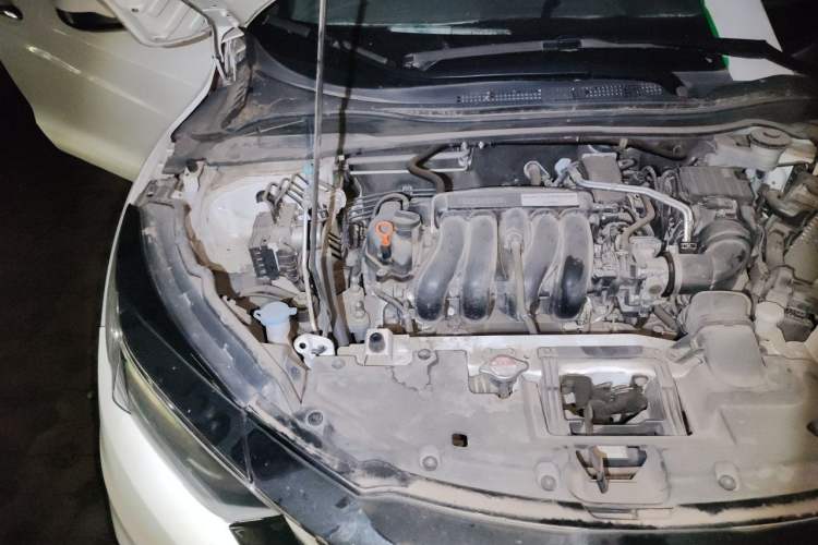 Used Honda Vezel 2020 1.5L CVT Elite Edition Engine Bay Right