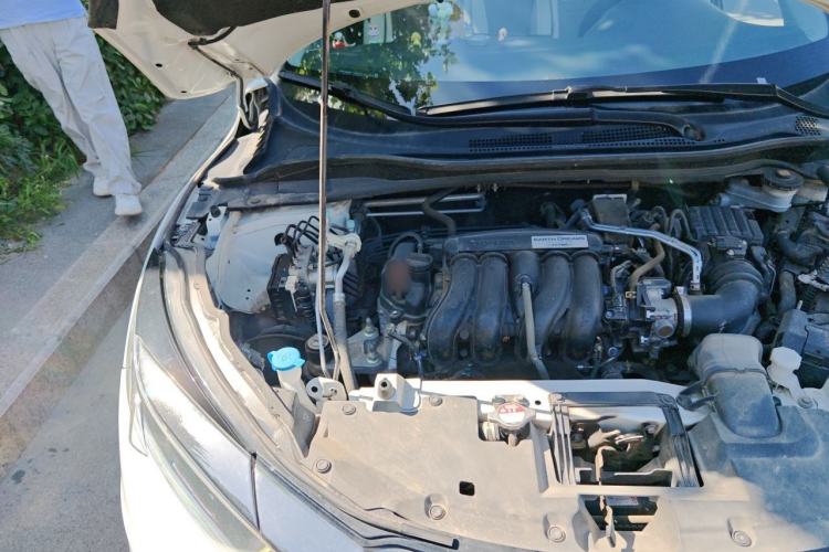 Used Honda Vezel 2020 1.5L CVT Pioneer Edition Engine Bay Right