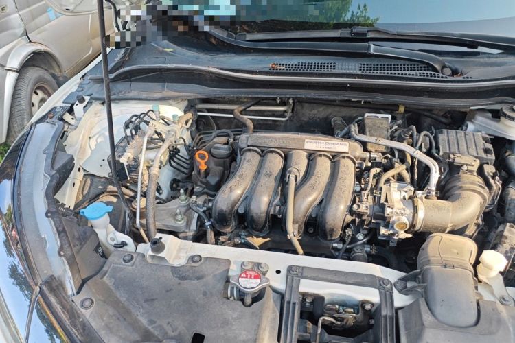 Used Honda Vezel 2020 1.5L CVT Luxury Edition Engine Bay Right