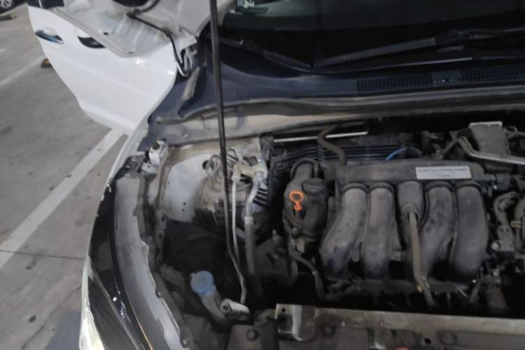 Used Honda Vezel 2020 1.5L CVT Pioneer Edition Engine Bay Right