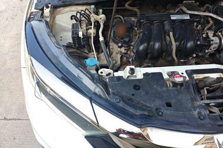 Used Honda Vezel 2020 1.5L CVT Pioneer Edition Engine Bay Right