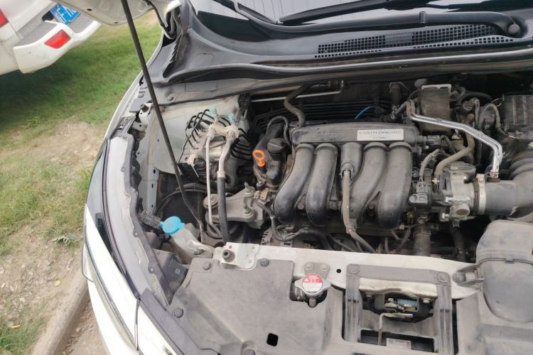 Used Honda Vezel 2020 1.5L CVT Pioneer Edition Engine Bay Right