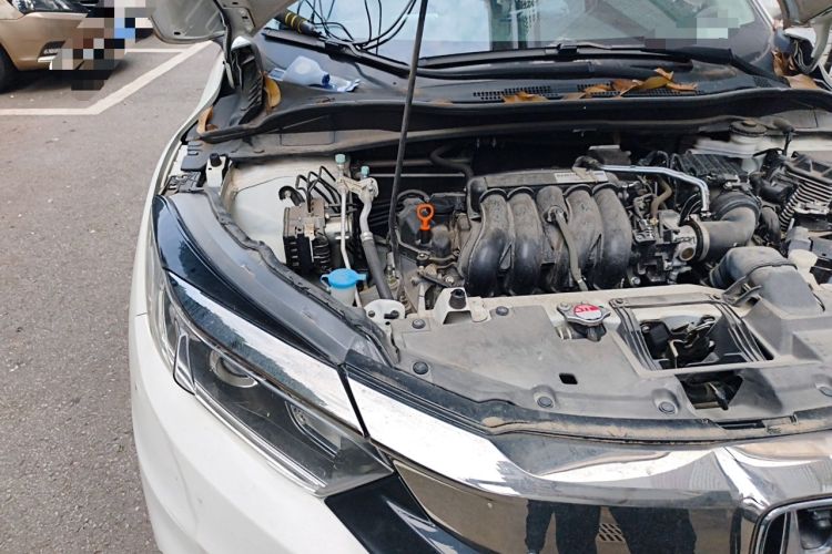 Used Honda Vezel 2020 1.5L CVT Elite Edition Engine Bay Right