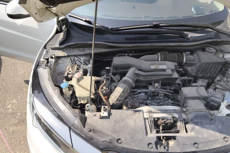 Used Honda Vezel 2020 220 TURBO CVT Elite Edition Engine Bay Right
