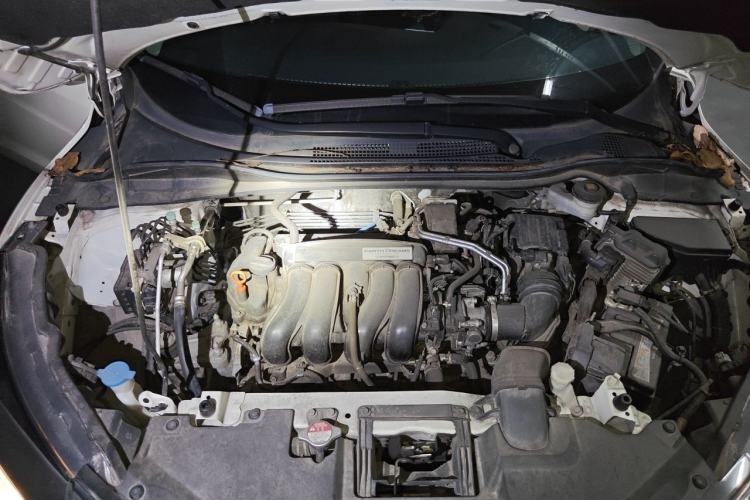 Used Honda Vezel 2020 1.5L CVT Elite Edition Engine Bay