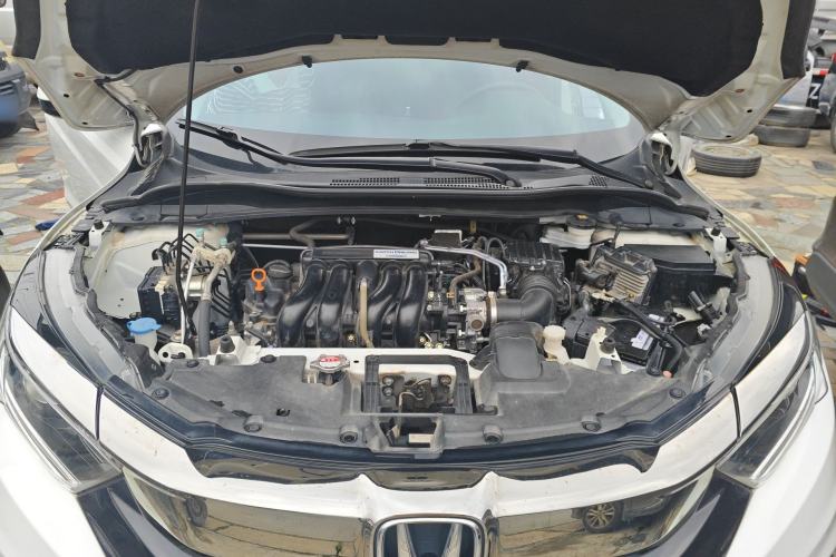 Used Honda Vezel 2020 1.5L CVT Pioneer Edition Engine Bay