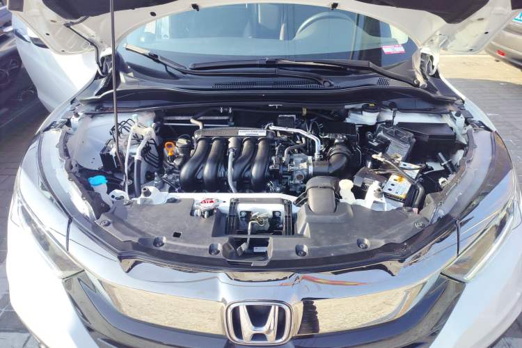 Used Honda Vezel 2020 1.5L CVT Pioneer Edition Engine Bay