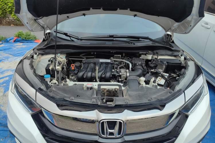 Used Honda Vezel 2020 1.5L CVT Pioneer Edition Engine Bay