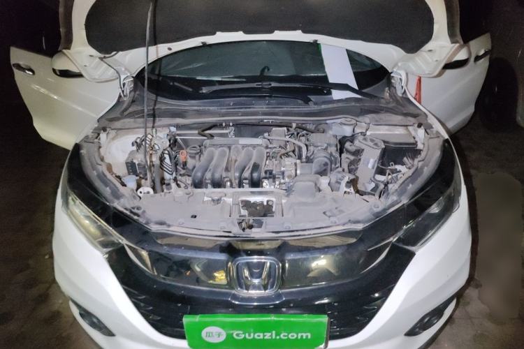 Used Honda Vezel 2020 1.5L CVT Elite Edition Engine Bay
