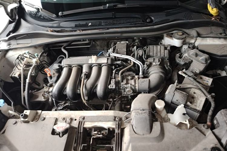 Used Honda Vezel 2020 1.5L CVT Luxury Edition Engine Bay