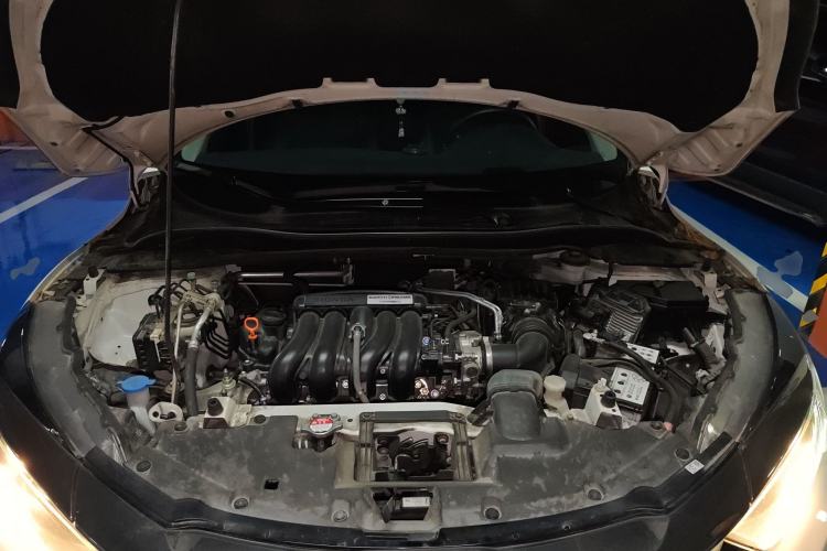 Used Honda Vezel 2020 1.5L CVT Pioneer Edition Engine Bay