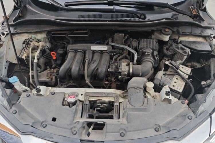 Used Honda Vezel 2020 1.5L CVT Pioneer Edition Engine Bay