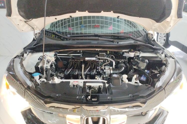 Used Honda Vezel 2020 1.5L CVT Pioneer Edition Engine Bay