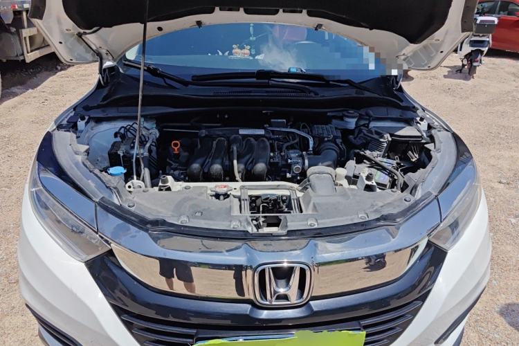 Used Honda Vezel 2020 1.5L CVT Luxury Edition Engine Bay