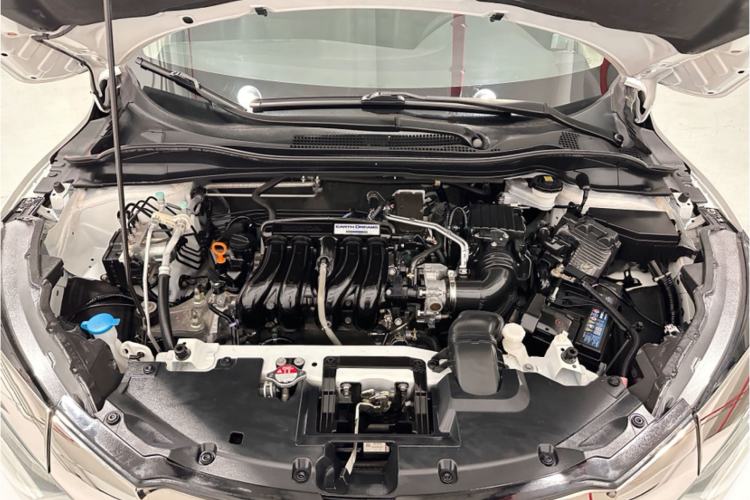 Used Honda Vezel 2020 1.5L CVT Luxury Edition Engine Bay