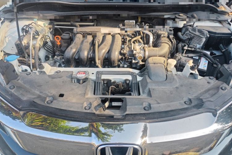 Used Honda Vezel 2020 1.5L CVT Luxury Edition Engine Bay