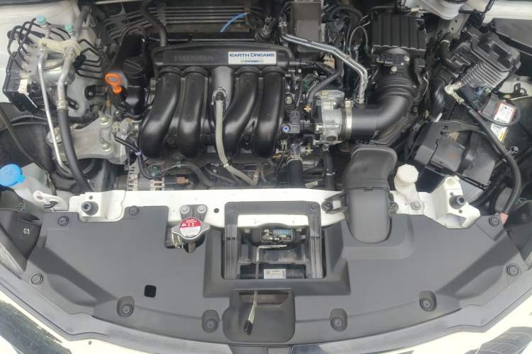 Used Honda Vezel 2020 1.5L CVT Pioneer Edition Engine Bay