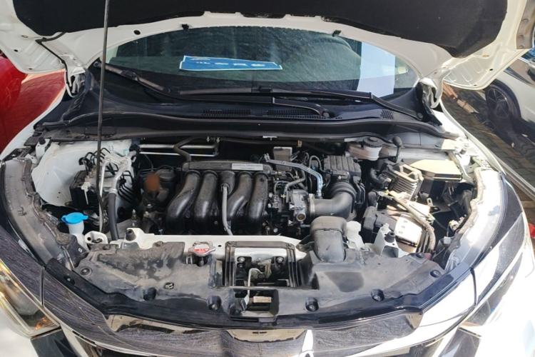 Used Honda Vezel 2020 1.5L CVT Pioneer Edition Engine Bay