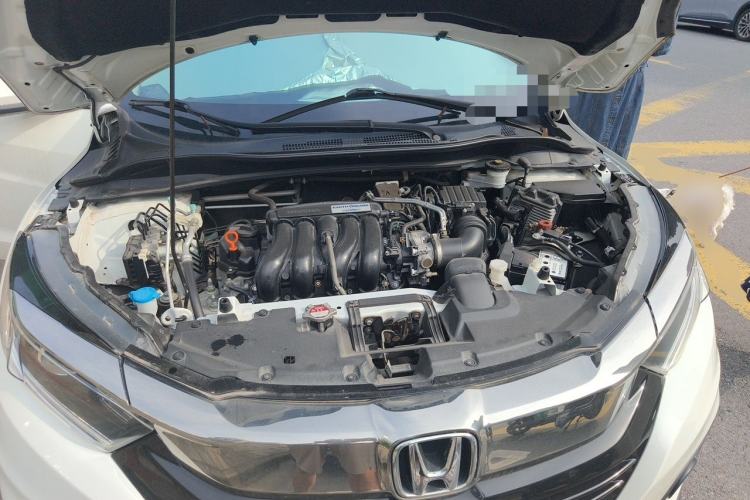 Used Honda Vezel 2020 1.5L CVT Pioneer Edition Engine Bay