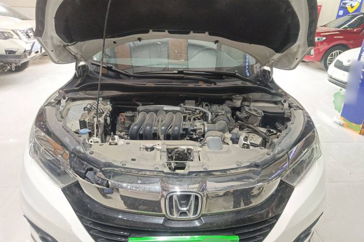 Used Honda Vezel 2020 1.5L CVT Pioneer Edition Engine Bay