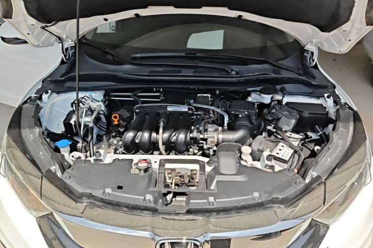 Used Honda Vezel 2020 1.5L CVT Pioneer Edition Engine Bay