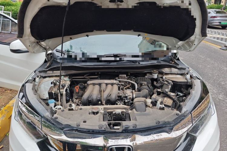 Used Honda Vezel 2020 1.5L CVT Elite Edition Engine Bay