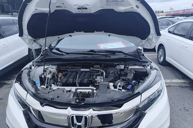 Used Honda Vezel 2020 1.5L CVT Pioneer Edition Engine Bay