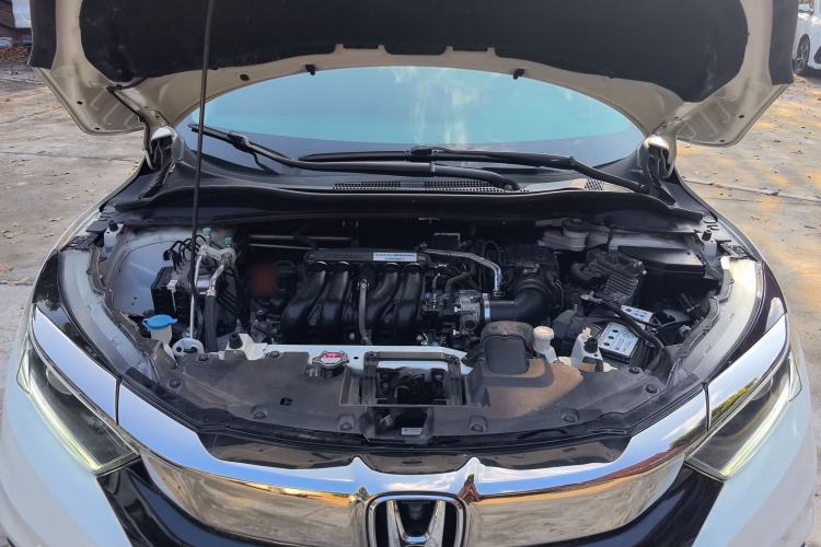 Used Honda Vezel 2020 1.5L CVT Pioneer Edition Engine Bay