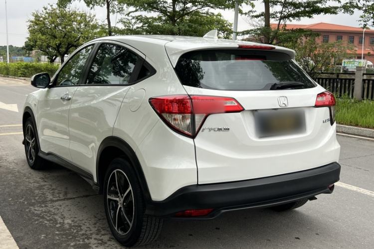 Used Honda Vezel 2020 1.5L CVT Pioneer Edition Exterior 1