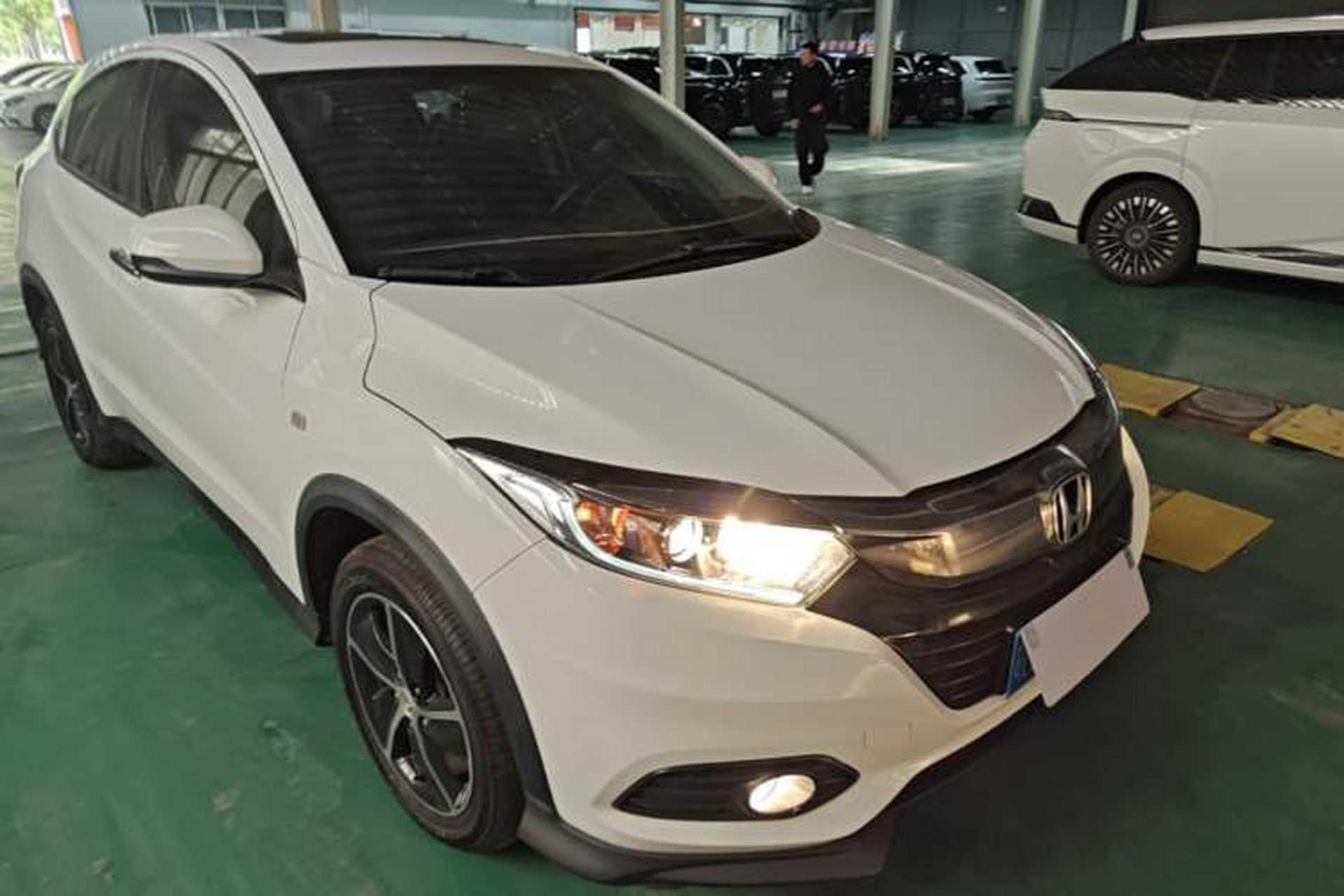 Used Honda Vezel 2020 1.5L CVT Pioneer Edition Exterior 1