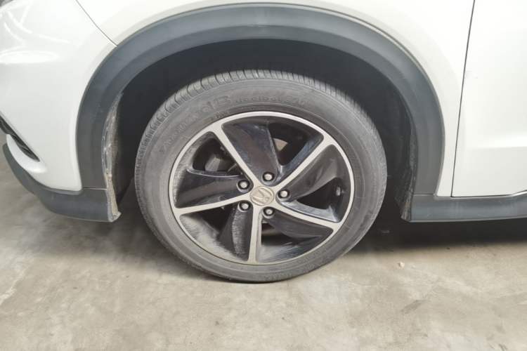 Used Honda Vezel 2020 1.5L CVT Pioneer Edition Exterior 1