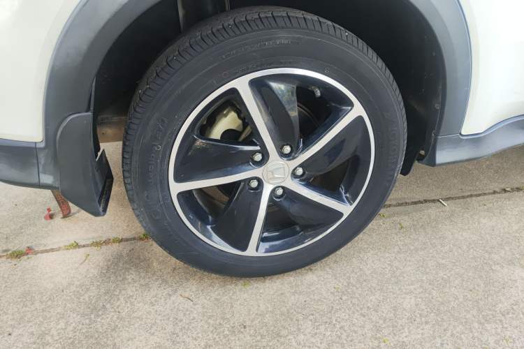 Used Honda Vezel 2020 1.5L CVT Pioneer Edition Exterior 1
