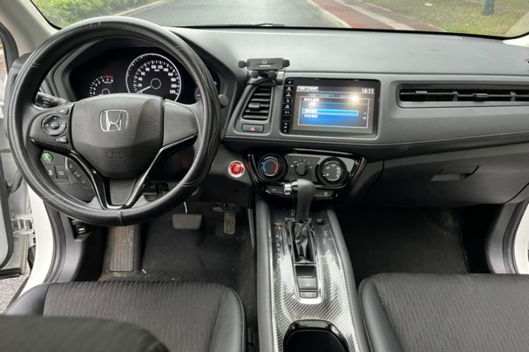 Used Honda Vezel 2020 1.5L CVT Luxury Edition Exterior 1