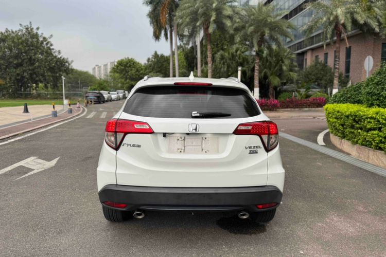 Used Honda Vezel 2020 220 TURBO CVT Elite Edition Exterior 10
