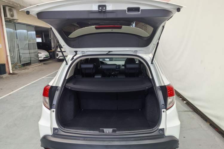 Used Honda Vezel 2020 1.5L CVT Pioneer Edition Exterior 11