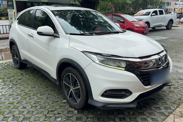 Used Honda Vezel 2020 1.5L CVT Luxury Edition Exterior 2