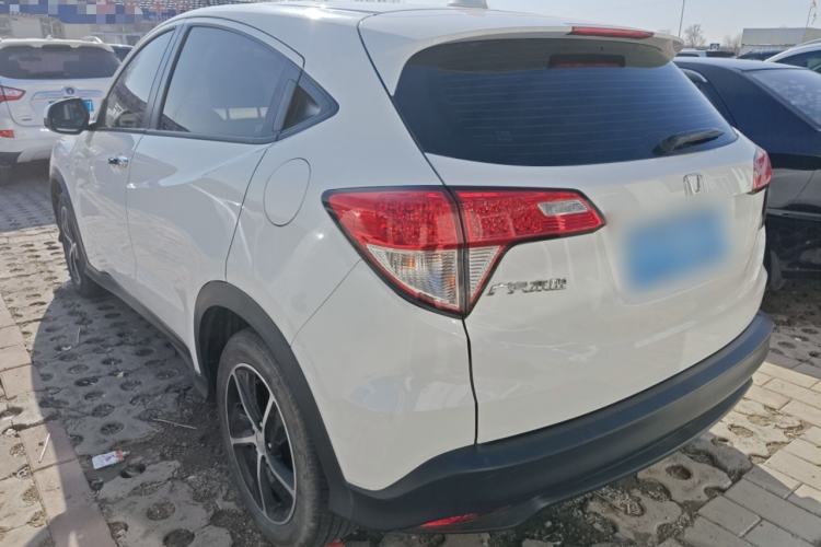 Used Honda Vezel 2020 1.5L CVT Pioneer Edition Exterior 2